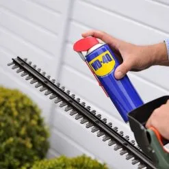 WD40 Multi-Use Maintenance Aerosol Smart Straw WD-40 450ml Box Of 12 32 WD40 Multi-Use Maintenance Aerosol Smart Straw WD-40 450ml Box Of 12 -CLEANING PRODUCTS Shop wd40 hedgeshears lubricating protecting 800x800 1